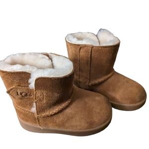 UGG Girls Baby Toddler Size 4 5 Keelan Boot